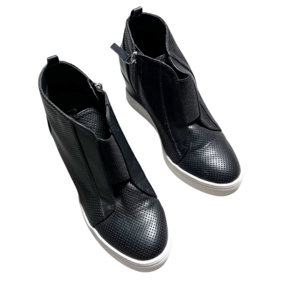 MIA Cristie Women’s Black & White Faux Leather Slip On Wedge Sneaker Ankle Boot - Picture 6 of 16